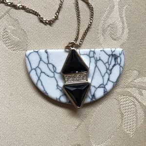 Express Faux Marble Pendant Necklace